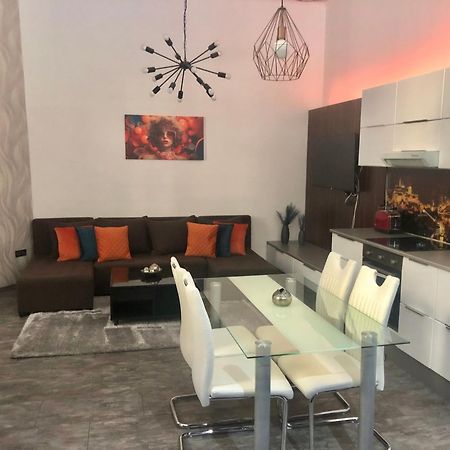 Dohany Apartment Deluxe بودابست المظهر الخارجي الصورة